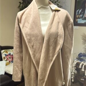 Beautiful thick long sweater mid ankle rich camel color